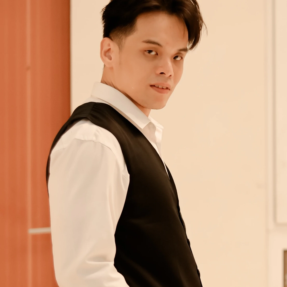 crop-1778664070479
