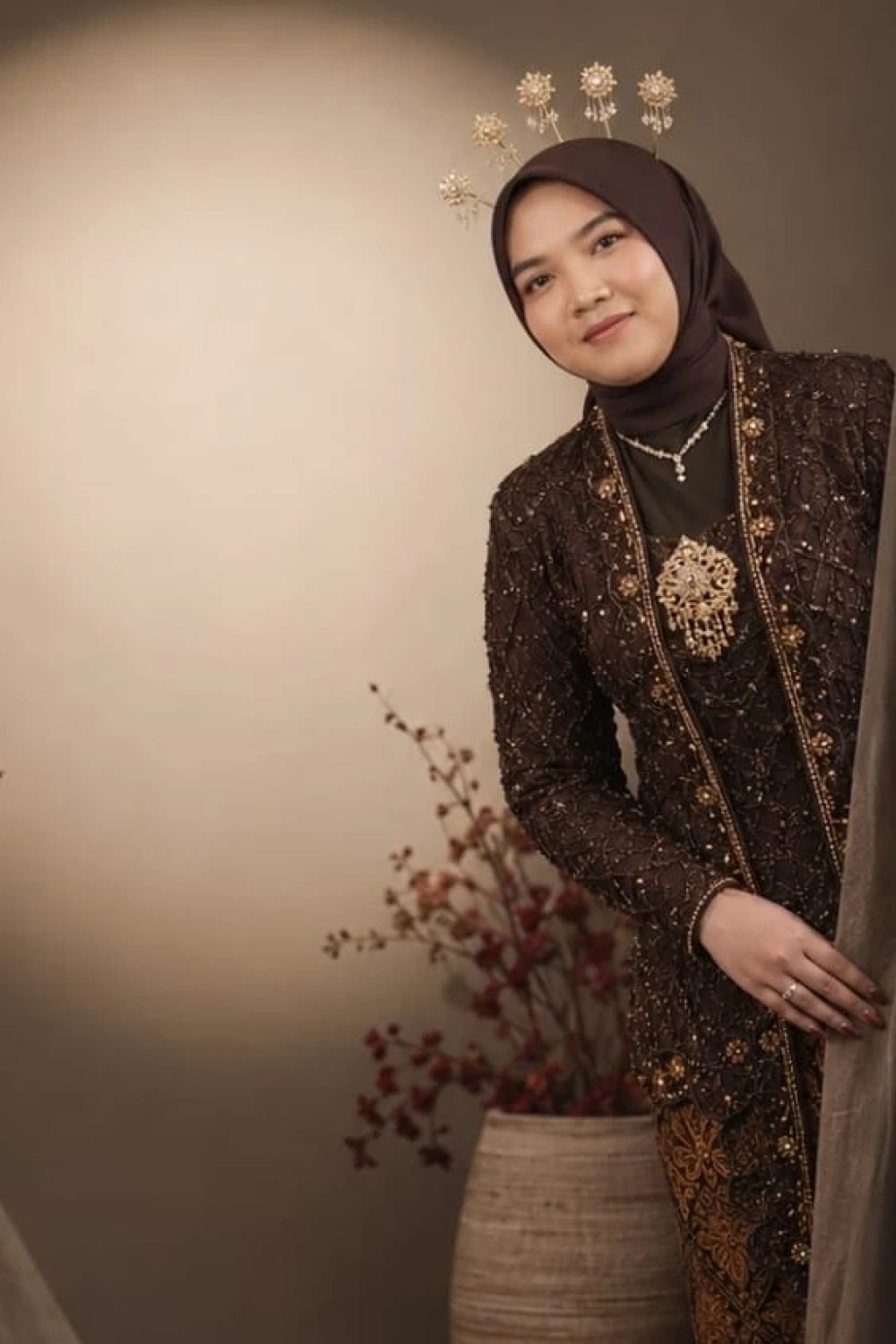 crop-1779873298364