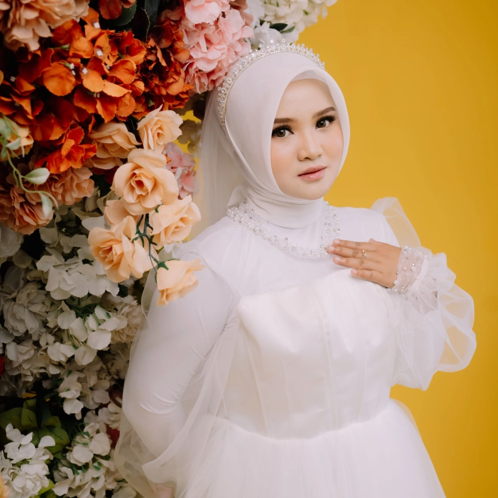 crop-1782361779931