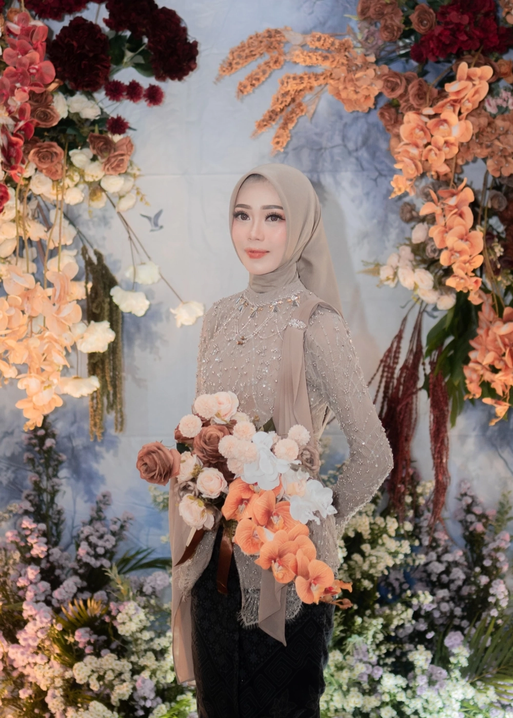 crop-1782997676330