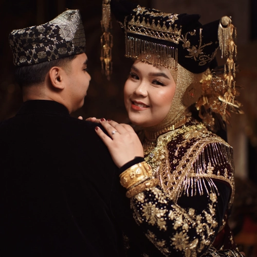 ia-4232-1787678040-avbzq